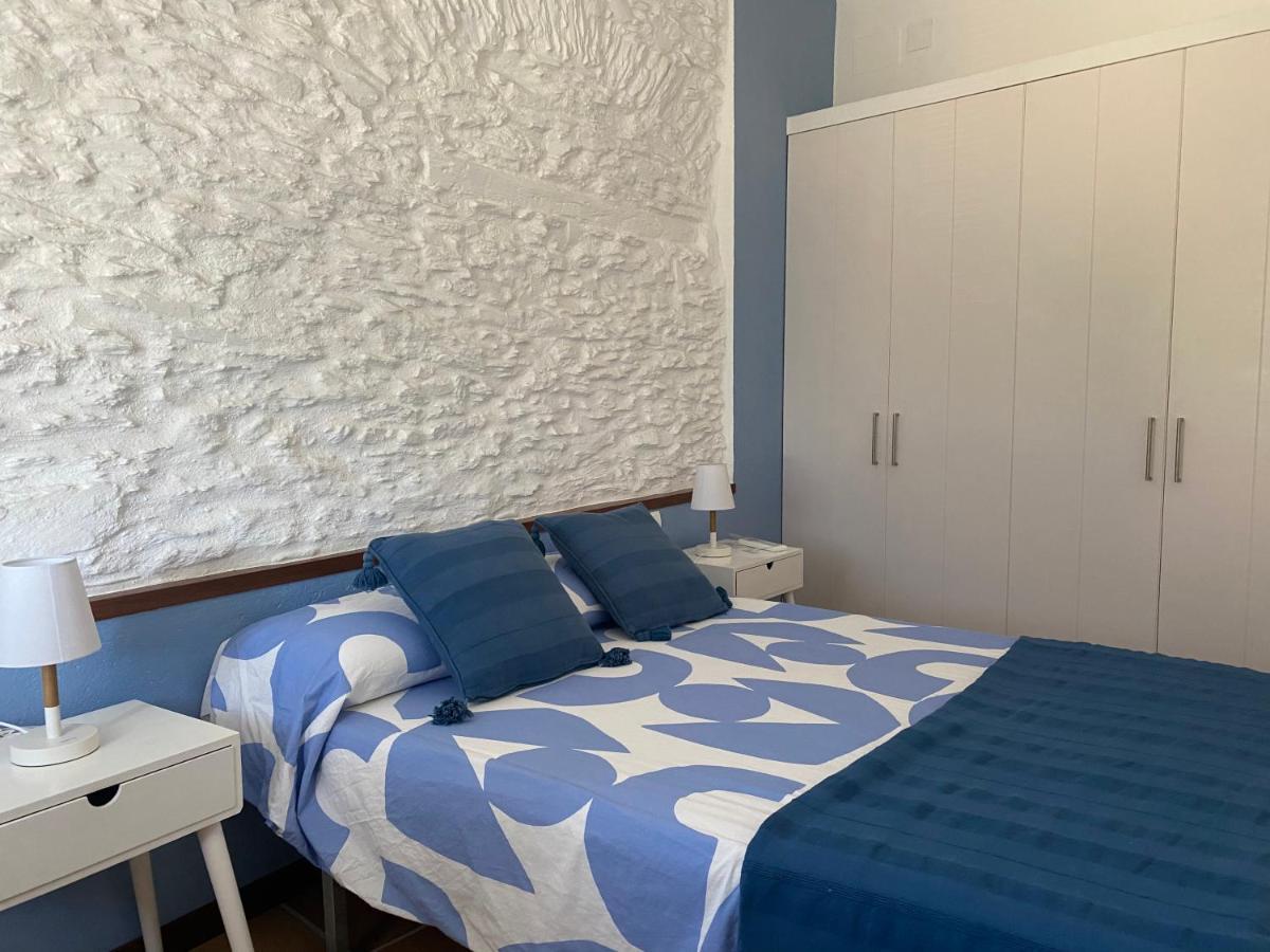 Roques - Casa En Primera Linea De Mar En カダケス エクステリア 写真